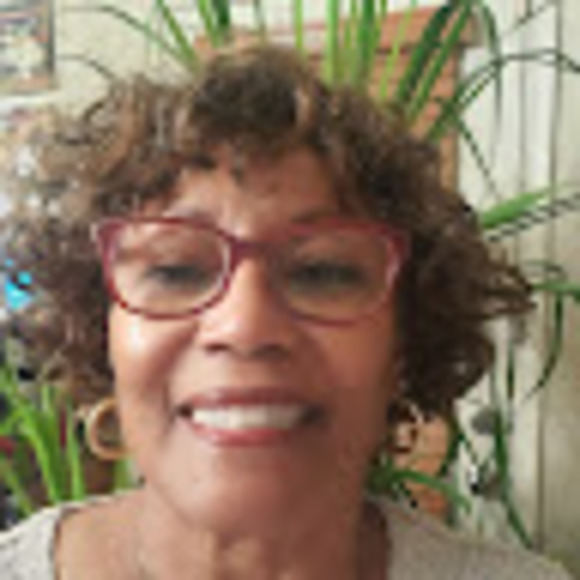 Meet your Posher, Cheryl - Picture 1 of 1